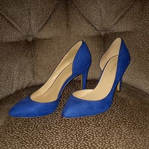 GORGEOUS Royal blue BCBG heels